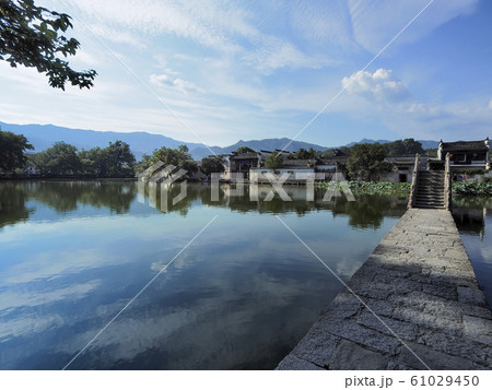 中国  『安徽省南部の古村落』～宏村 南湖 / Hongcun, Anhui, China 61029450