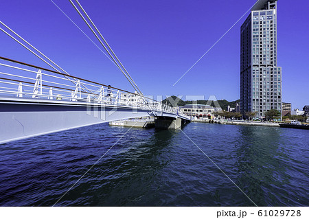 門司港レトロ　はね橋　ブルーウィングもじ　福岡県北九州市門司区 61029728