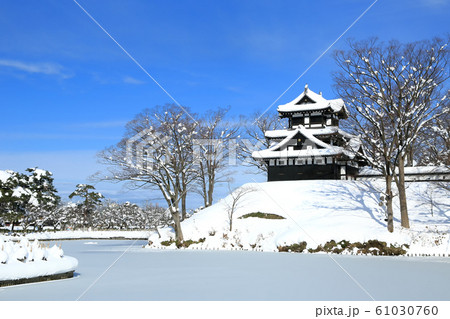 雪の高田公園 61030760