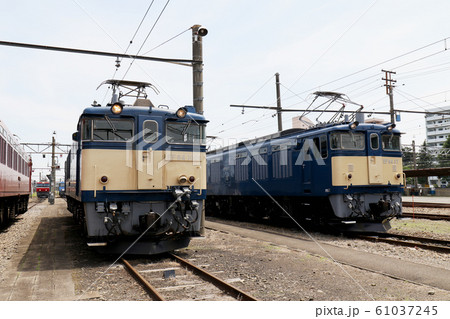 EF64形0番台、1000番台電気機関車の写真素材 [61037245] - PIXTA