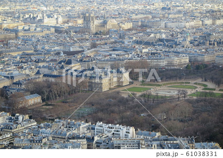 パリの景色・リュクサンブール宮殿(Palais du Luxembourg) パリの景色・リュクサンブール宮殿(Palais du Luxembourg) 61038331