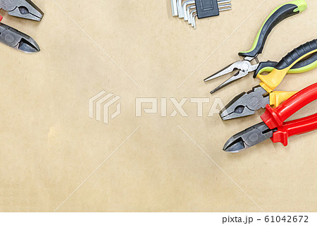 set of nippers hand tool repair fitter on a light 61042672