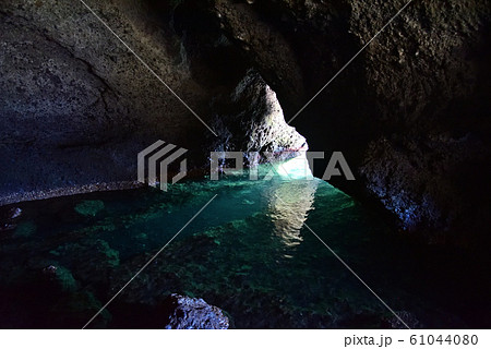青の洞窟~佐渡ヶ島~ 青の洞窟~佐渡ヶ島~ 61044080