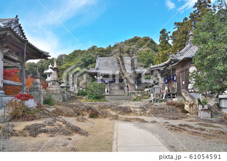 【盛寿山 延命院 常楽寺】 (四国霊場第14番札所) 徳島県徳島市国府町延命 61054591