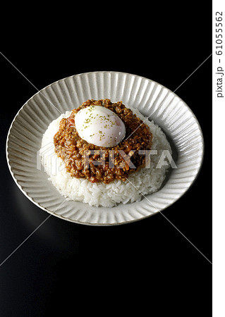 キーマカレー温玉乗せ キーマカレー温玉乗せ 61055562