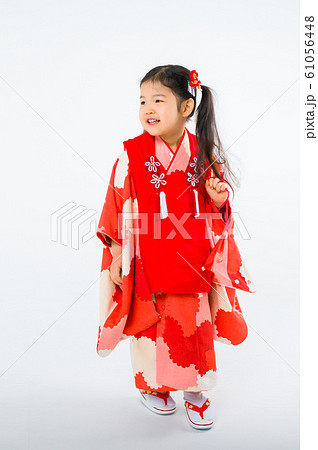 3歳の着物 七五三 女の子の写真素材