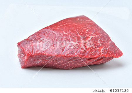 国産和牛（静岡産）の、牛モモ肉（赤身肉）ブロック。 61057186
