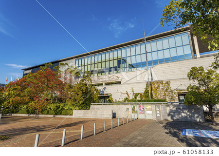 兵庫県立美術館 61058133