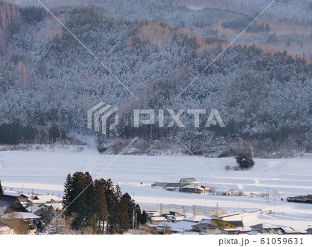 山里の冬　岩手県　遠野 61059631