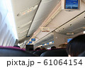 航空機内 61064154