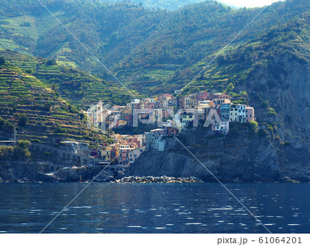 イタリア　チンクエテッレ　ヴェルナッツァからマナローラへ 61064201