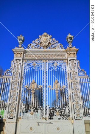 【東京都】赤坂離宮の正門 61064531