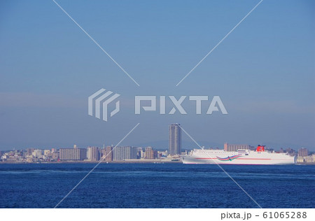明石海峡　船　淡路島側から 61065288
