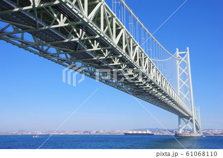 明石海峡大橋　淡路島側から 61068110