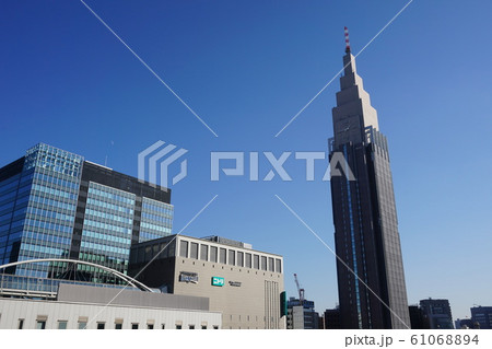 新宿駅南口 高島屋タイムズスクエアとNTTドコモ代々木ビル 新宿駅南口 高島屋タイムズスクエアとNTTドコモ代々木ビル 61068894