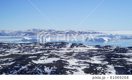 グリーンランドの氷山 61069268