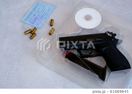 Purchase of 9mm pistol, permission to keep and carry hunting weapons pneumatic and firearms and the purchase of a pistol. 61069645