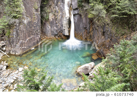 【長野県南木曽町】柿其渓谷の牛ヶ滝 【長野県南木曽町】柿其渓谷の牛ヶ滝 61073740