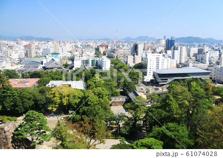 日本の城　高知城　天守閣からの眺望 61074028