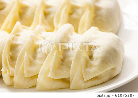 餃子(生)。 61075387