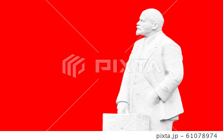 Vladimir Ilyich Lenin cast out of plaster. Vladimir Ilyich Lenin cast out of plaster. 61078974