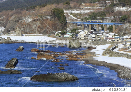 冬の五能線 61080184