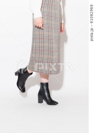 女性 足元 パーツ 女性 足元 パーツ 61082969