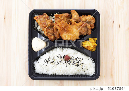 唐揚げ弁当 61087844