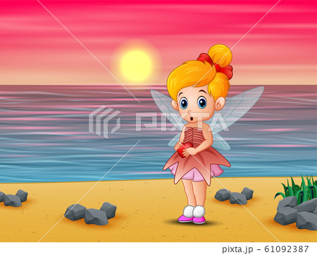 Cute Little Love Fairy Standing On The Beachのイラスト素材 Cute Little Love Fairy Standing On The Beachのイラスト素材