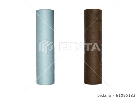 Water filter cartridge or replaceable element isolated on white 61095132