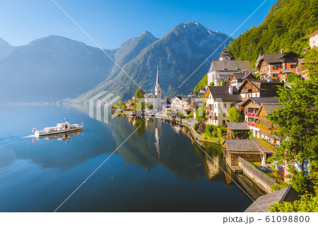 Classic view of Hallstatt with ship in summer, Austria, Europe 61098800