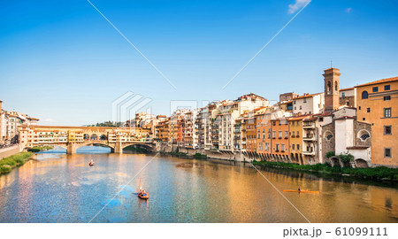 Ponte Vecchio with river Arno at sunset, Florence, Tuscany, Italy Ponte Vecchio with river Arno at sunset, Florence, Tuscany, Italy 61099111