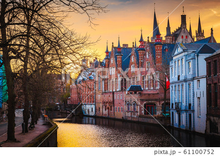 Historic city center of Brugge, Flanders, Belgium Historic city center of Brugge, Flanders, Belgium 61100752