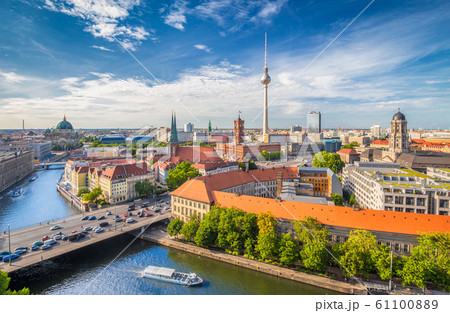 Berlin skyline with Spree river in summer, Germany 61100889