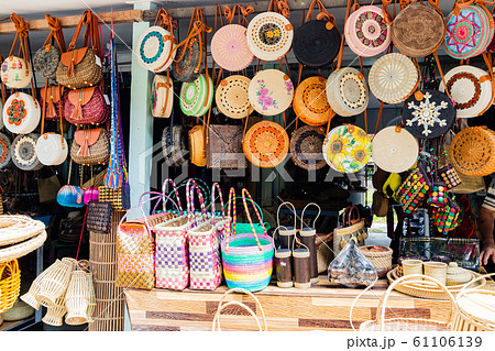 マレーシア　伝統工芸 61106139