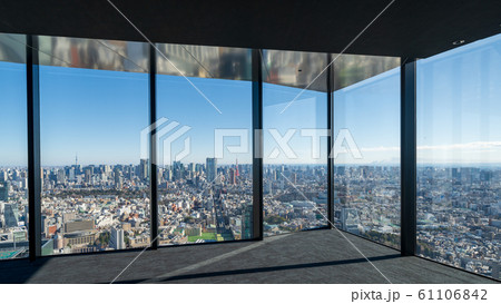 都市風景　スクランブルスクエア４５F室内展望台からの眺め 61106842