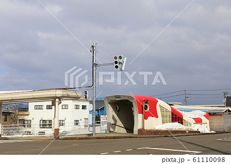 新潟 小千谷 小千谷駅前の鯉モチーフ地下道 新潟 小千谷 小千谷駅前の鯉モチーフ地下道 61110098