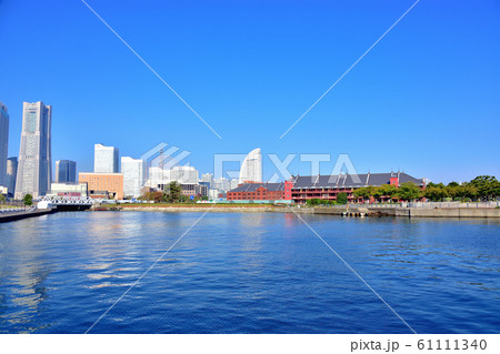 令和元年横浜みなとみらい風景赤レンガ倉庫 61111340