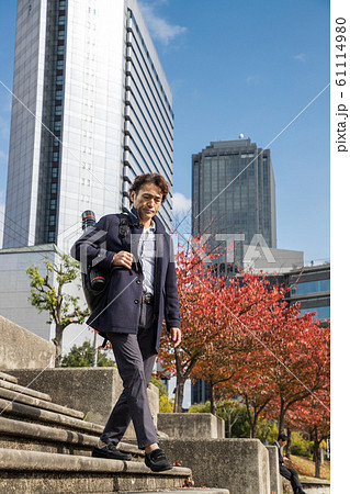 自由業ビジネスマン 自由業ビジネスマン 61114980