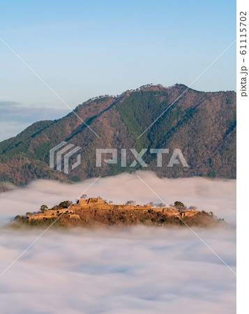 立雲峡から見る竹田城跡の雲海 61115702