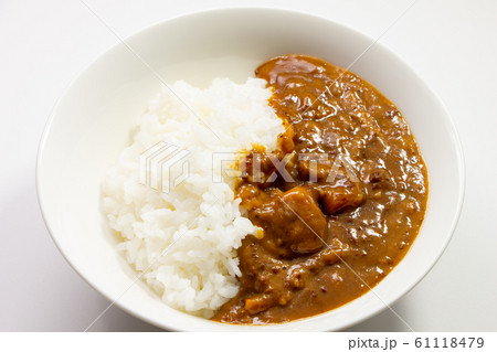 カレーライス。(白皿・白バック) カレーライス。(白皿・白バック) 61118479