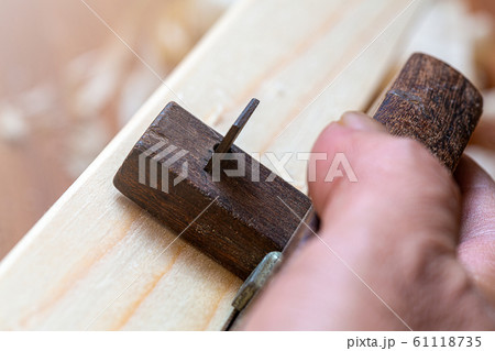 筋罫引き/筋毛引き　大工仕事 61118735