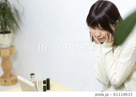 デート前の女性 デート前の女性 61119615