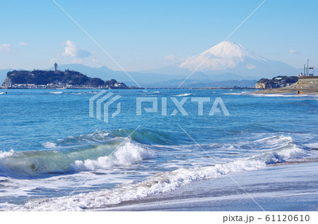 江の島と富士山の写真素材