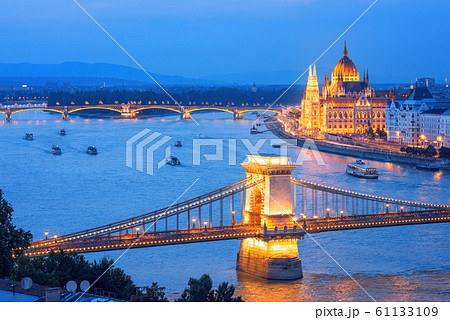 Budapest city on Danube river in the evening, 61133109