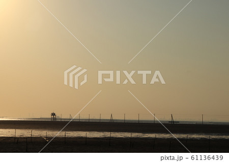 江川海岸　夕焼け　夕陽 61136439