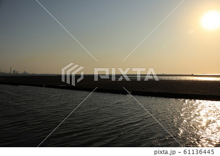 江川海岸　夕焼け　夕陽 61136445