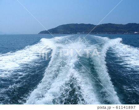 福岡市営渡船 航跡波 福岡市営渡船 航跡波 61141897