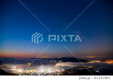 夜明けの瀬戸内 雲海と星景 夜明けの瀬戸内 雲海と星景 61141962
