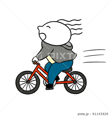 自転車に乗る男性 61143926